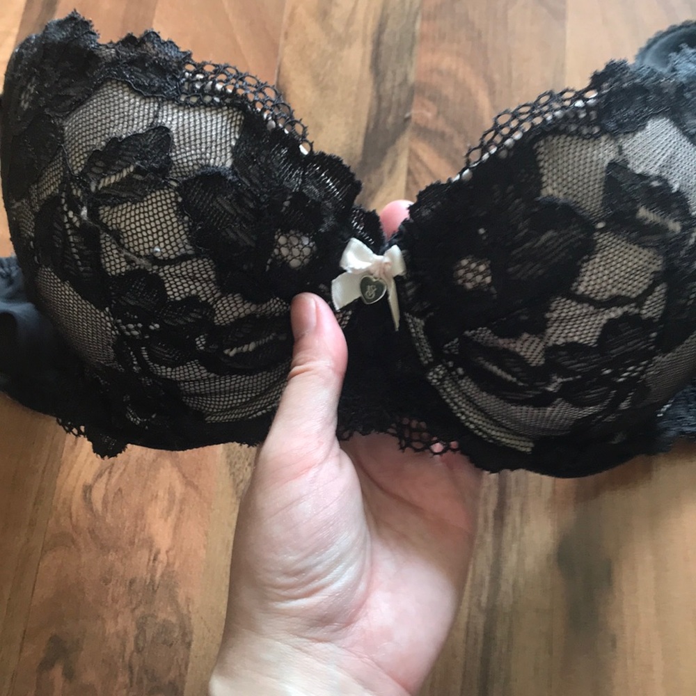 VS bra - Picture 2 of 3